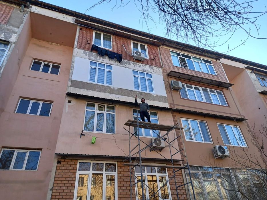 Установка козырьков над окнами