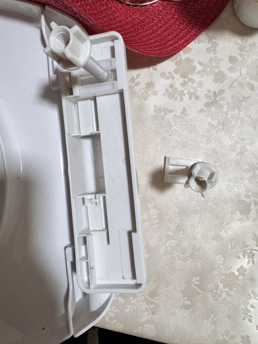 Крышка-сиденье для унитаза