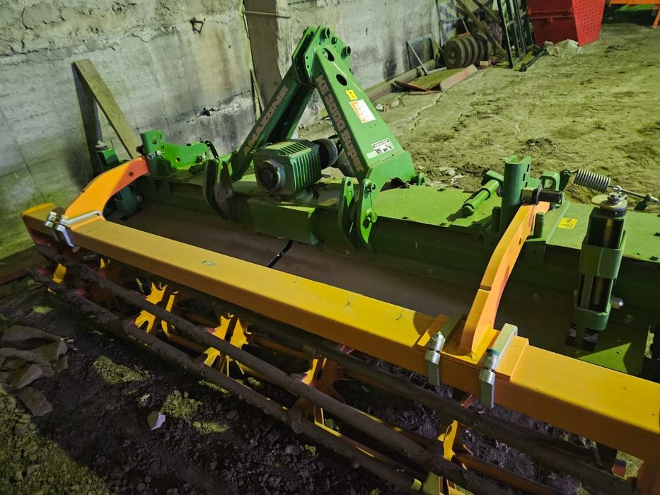 Продам культиватор вертикально - фрезерный