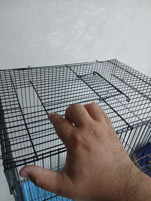 Продам клетку для птиц