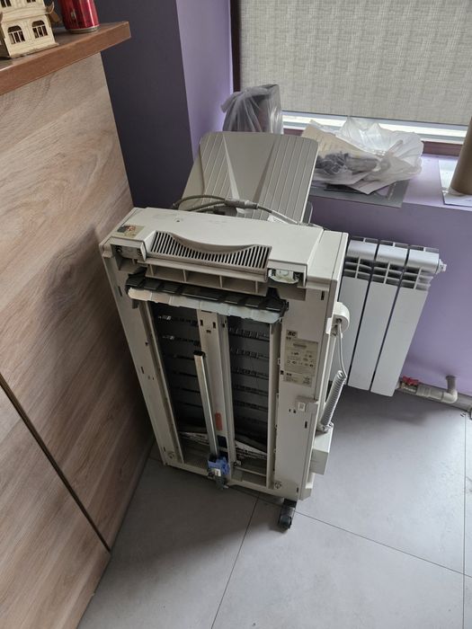 Принтер HP LaserJet 9050 + дополнительный податчик бумаги