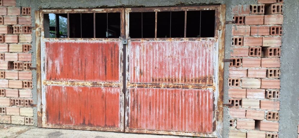 Метална врата за гараж / хале