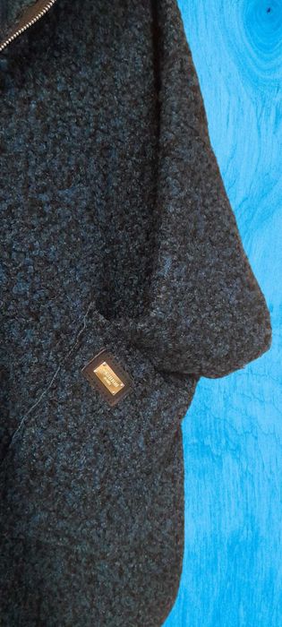 Cardigan lung cu gluga si buzunare laterale Made in Italy