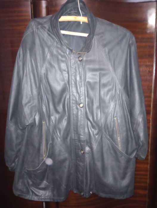 Haine de piele mărimi mari