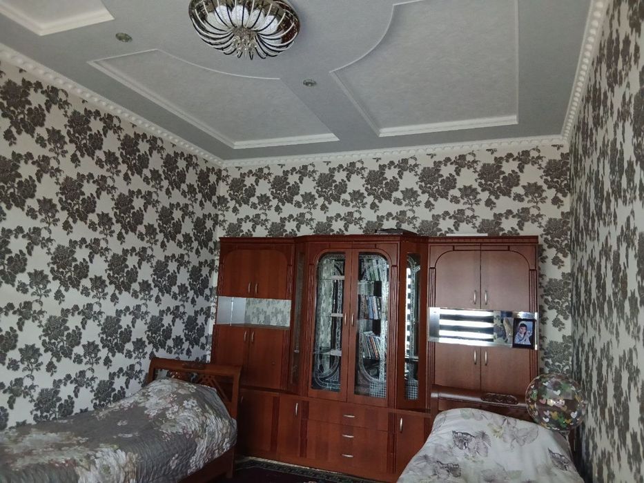 Qibrayda uy sotiladi 7 sotix