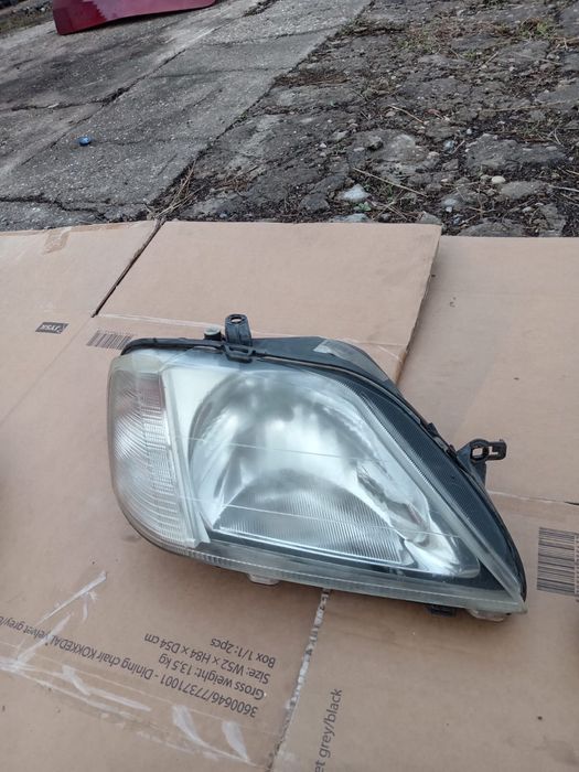 Far faruri Dacia Logan 1