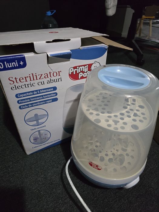 Sterilizator electric cu aburi