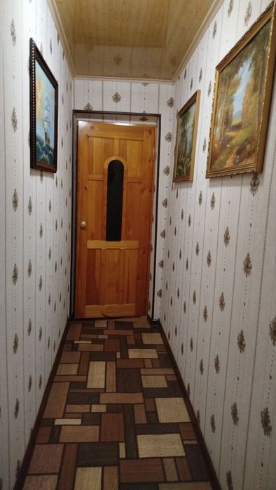 Продаётся 3-х комнатный коттедж сзади Цума