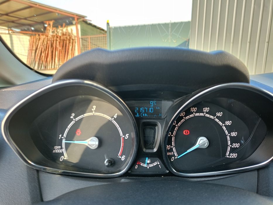 FORD Fiesta TITANIUM 1.6 TDCI 2014