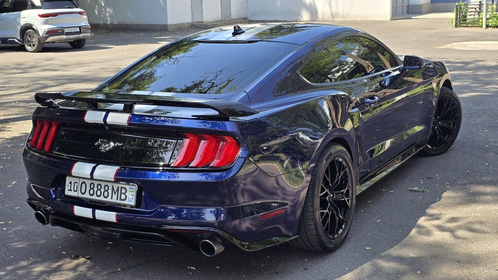Ford mustang 2.3 ecobus