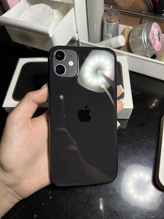 iPhone 11 128гб черный