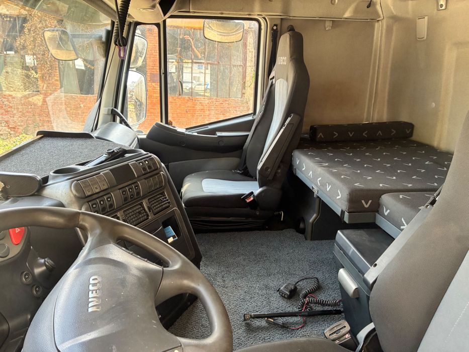 Vand  Iveco+semiremorca Schmitz