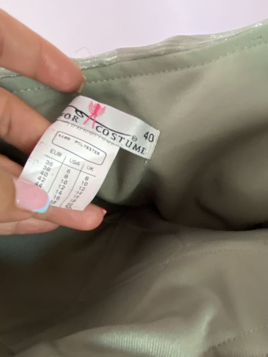 Rochie lunga , eleganta, purtata o singura data, marimea 40