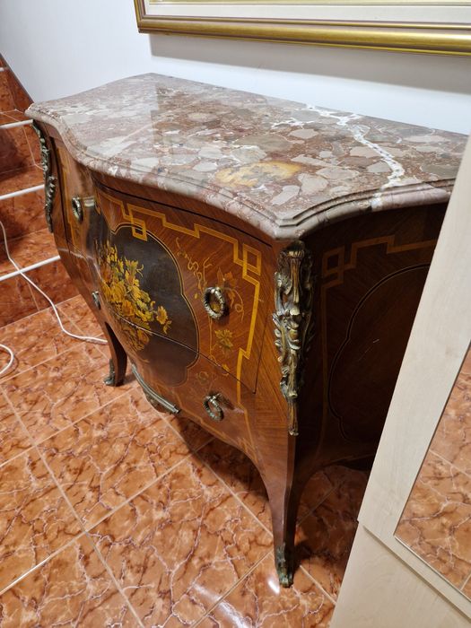 Страхотен антикварен френски скрин шкаф