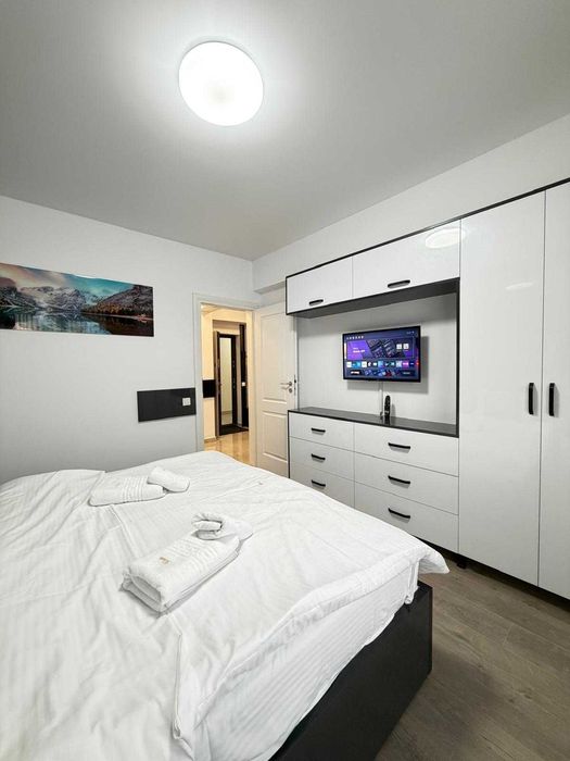 Central Adress Sec 5 - Ap 1-2 Cam de Lux in Regim Hotelier
