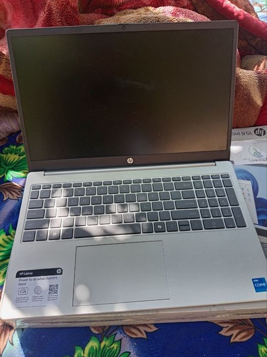 Ph15.6inCh Loptop