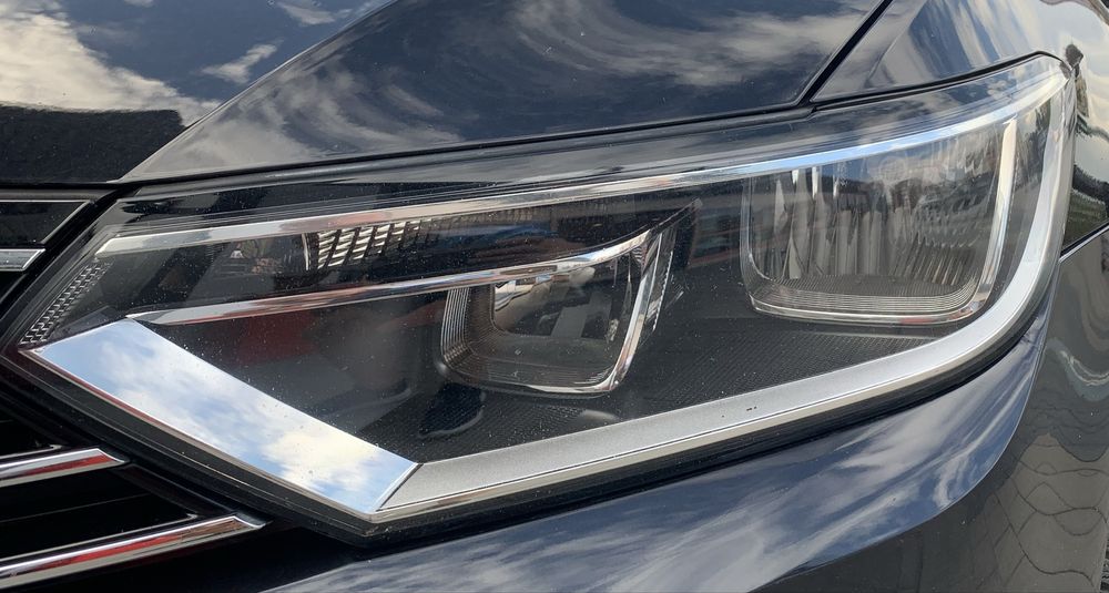 Оригинални фарове за Фолксваген Пасат Б8