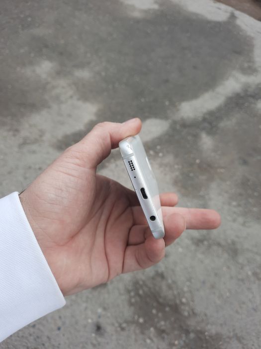 Samsung s7 white sotladi