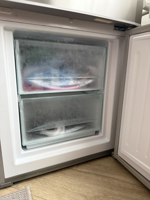 Продавам хладилник