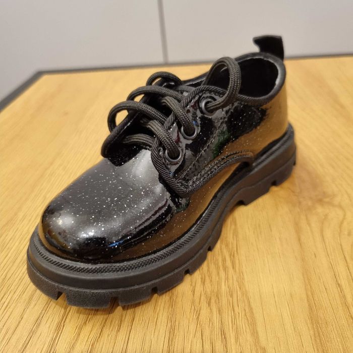 Pantofi ZARA copii | Numarul 22 | Stare excelenta !