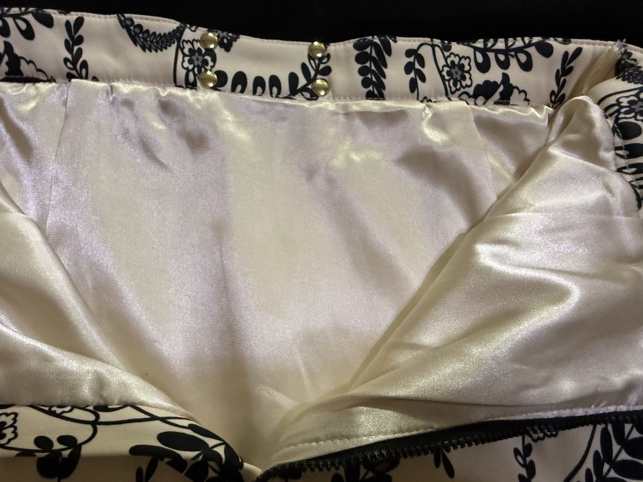 Продается юбка- карандаш Elisabetta Franchi.