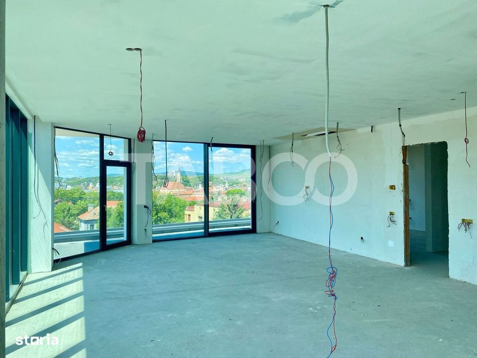 Penthouse zona Centrala semifinisat cu vedere panoramica de vanzare
