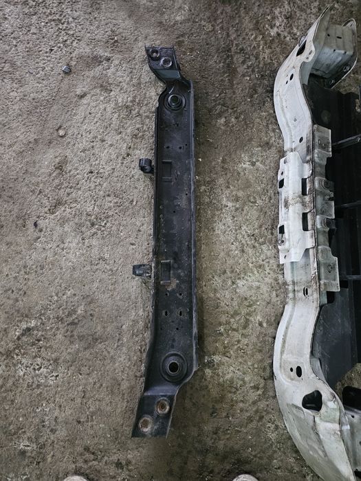 Traversa inferioara radiatoare FORD TRANSIT  2018