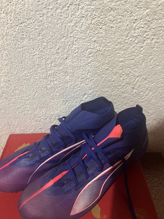 Футболни обувки:Puma ultra 5 Match+ FG/AG
