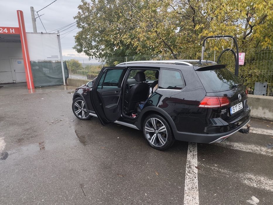 VOLKSWAGEN Golf 2020 — imagine 5