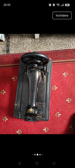 Mașină de cusut Singer manuală