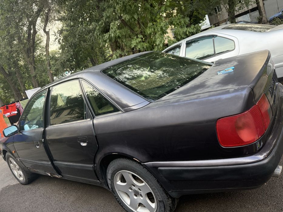 Продам AUDI 100, 1993 года выпуска