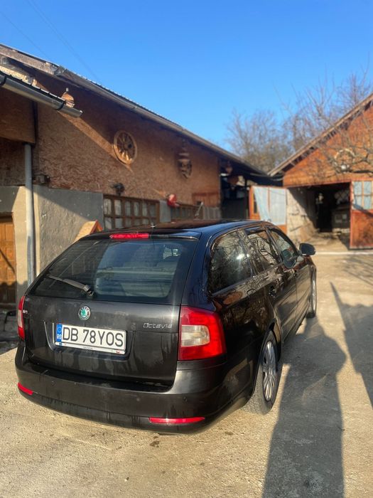 Vând Skoda Octavia 2 Facelift