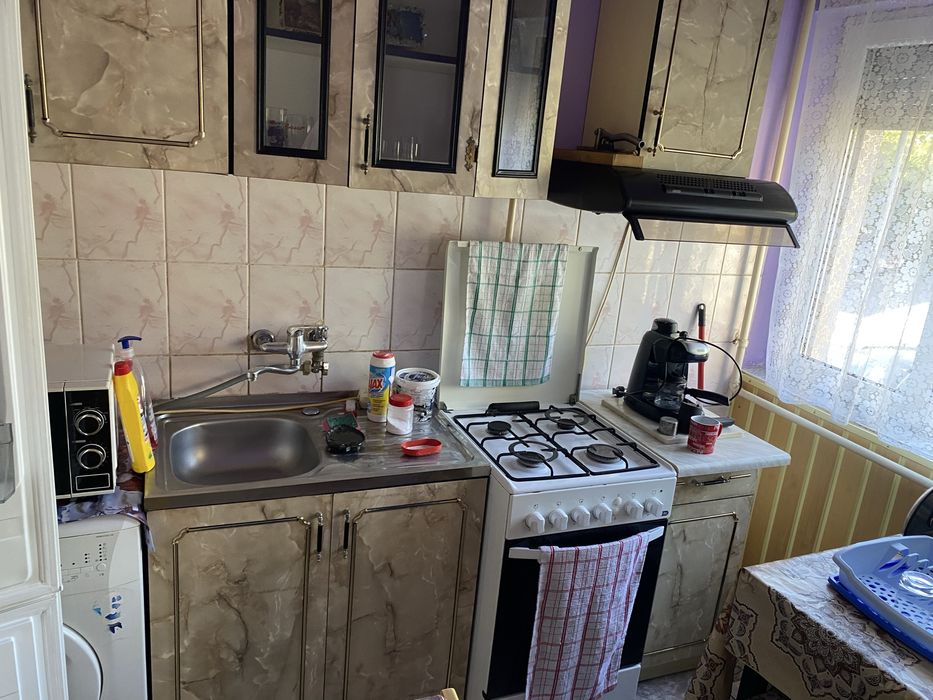 Inchiriez apartament Micro 15
