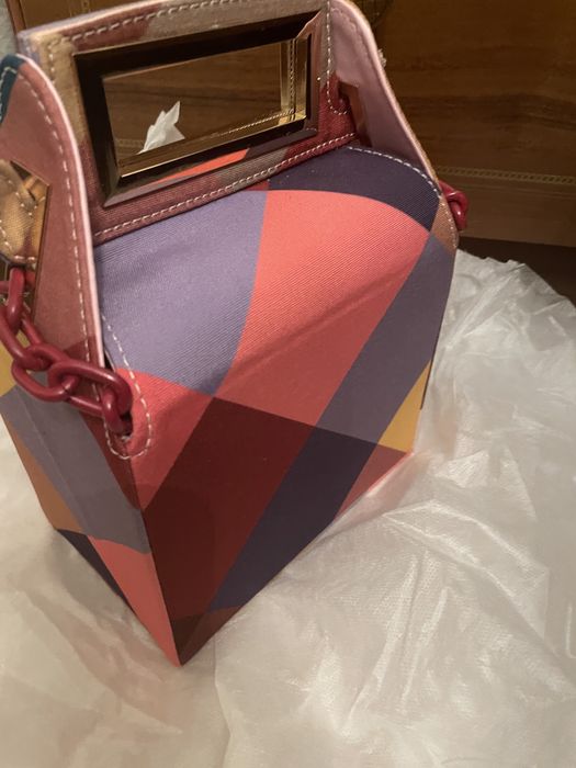 Продам женскую сумочку!