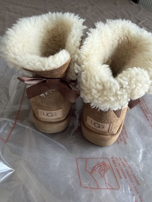 Papuci si cizme UGG