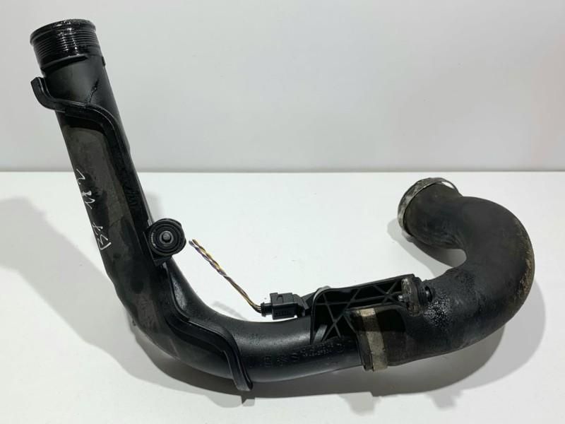 Tubulatura intercooler cu senzor Volkswagen Passat B7 1K0145770AE 1.6