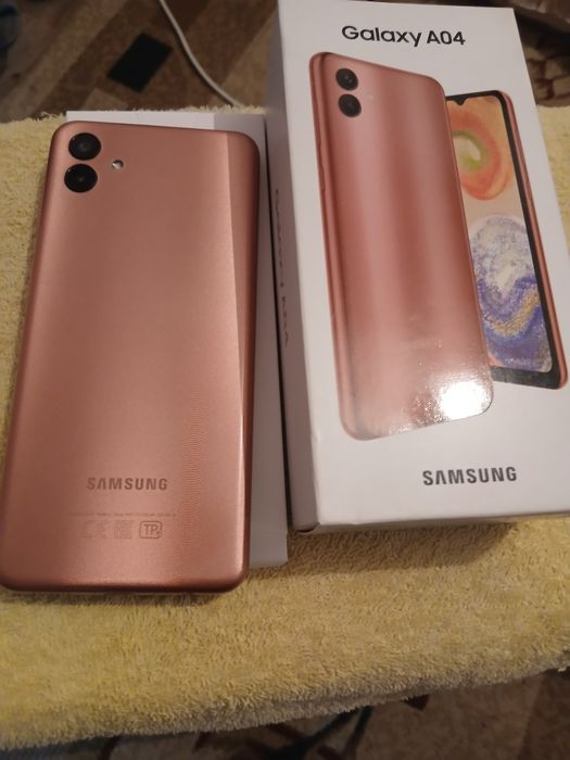 Samsung A04 в отличном состаянии