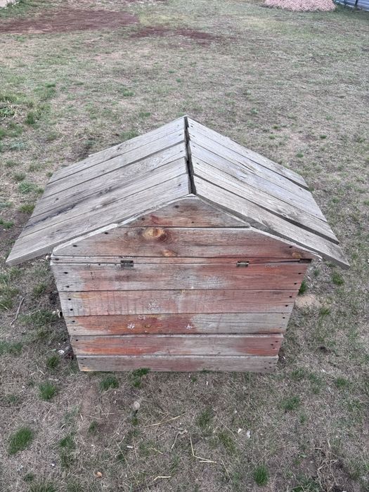 Будка для собаки