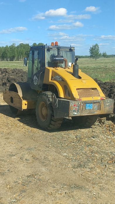 Грунтовой каток XCMG XS142J