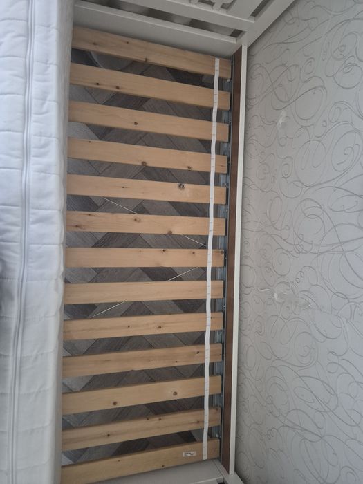 Срочно продам кровать детскую