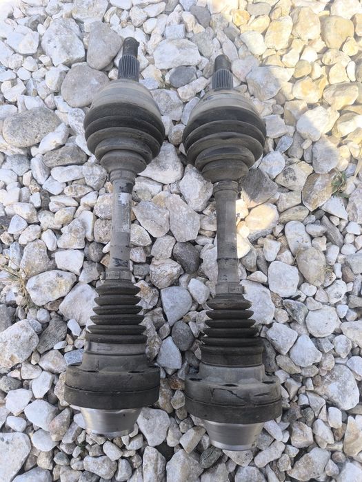 Предни полуоски Audi Q7 3.0 TDI 233к.с.