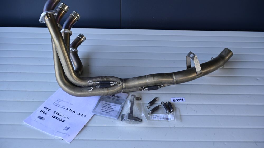 Kawasaki Z1000 / Z1000 SX 2014 2023 Galerie de evacuare Akrapovic