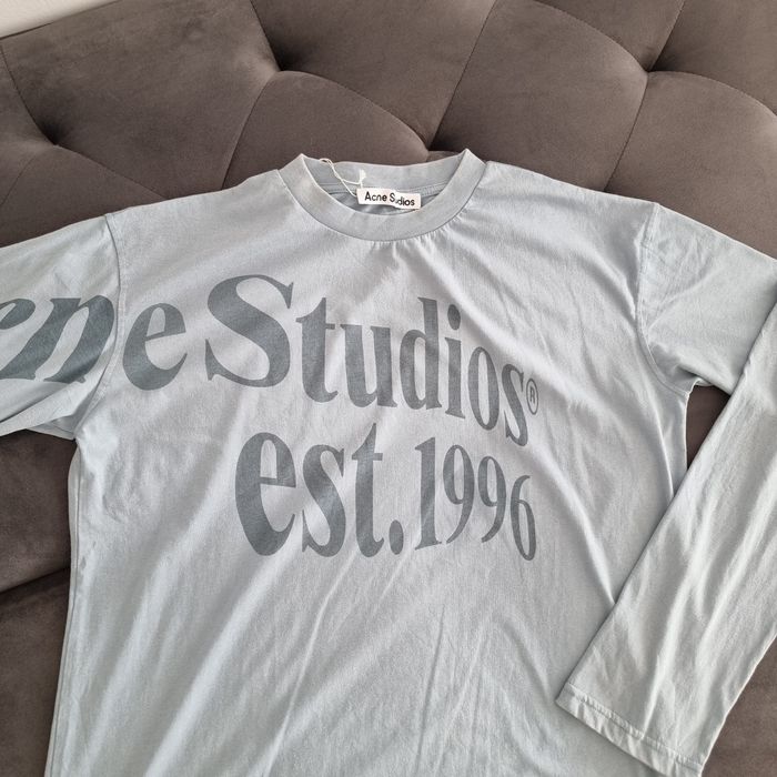 Bluză Acne Studios Est. 1996 – Bleu – Mânecă lungă