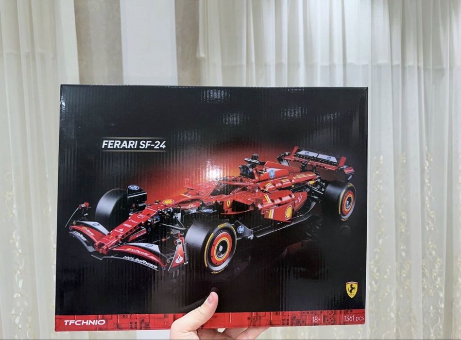Lego Technic Ferrari SF-24
