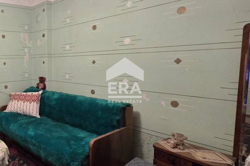 Продава се Къща в Бяла черква - 230 кв.м за 266 €/кв.м - Снимка #10