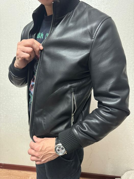 Продам кожанку и пальто