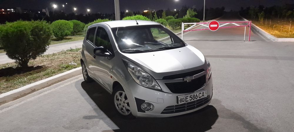 Spark sotiladi. Avtomat. Metan/benzin