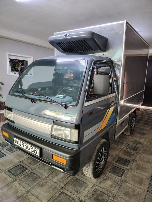 Лабо рефрижератор сотилади 2023 краска родной идеальный