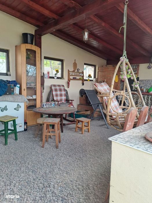 Vând casă Radesti,racordata la gaze,curent,apa si canalizare