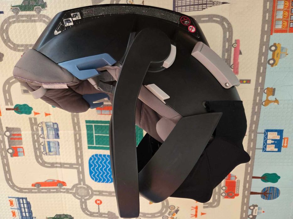 столче за кола Cybex Aton 5